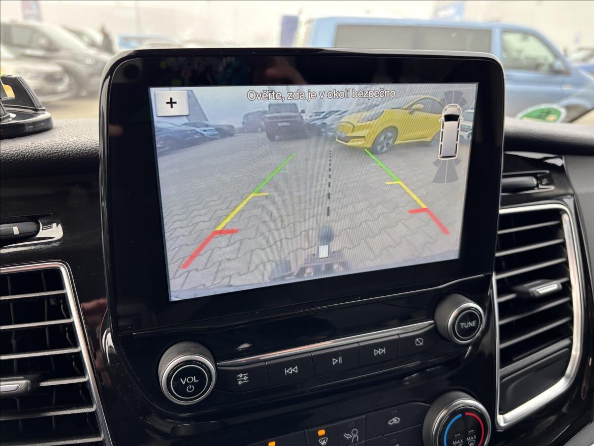 Ford Tourneo Custom Kombi 2,0 l 125 kw