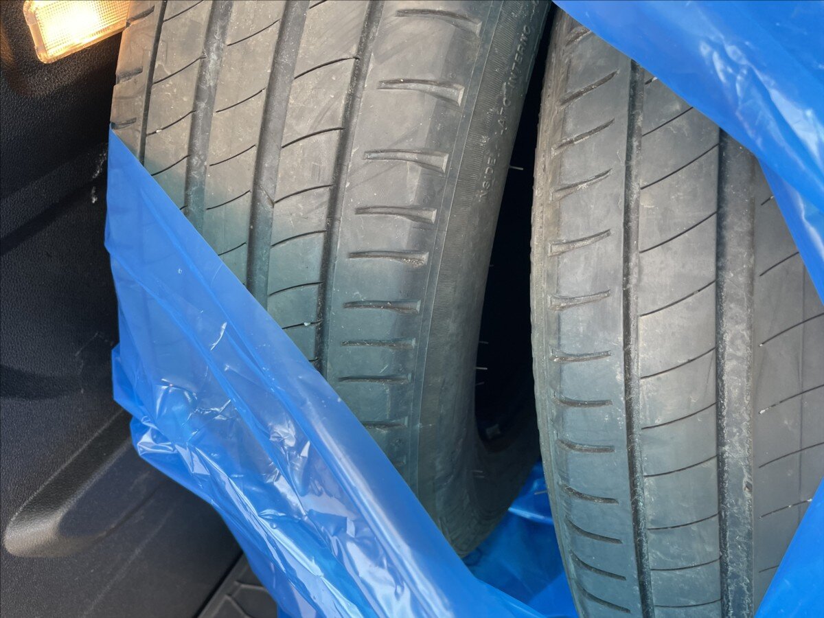 Peugeot Rifter Sedan / Limuzína 1,5 l 75 kw