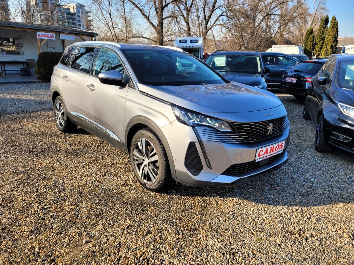 Peugeot 5008 SUV 1,5 l 96 kw