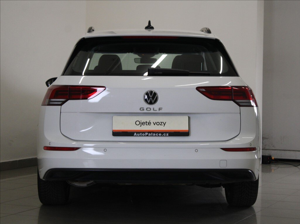 Volkswagen Golf Kombi 1,5 l 96 kw