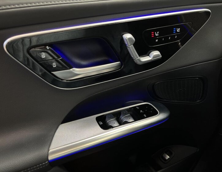 Mercedes-Benz GLC 12