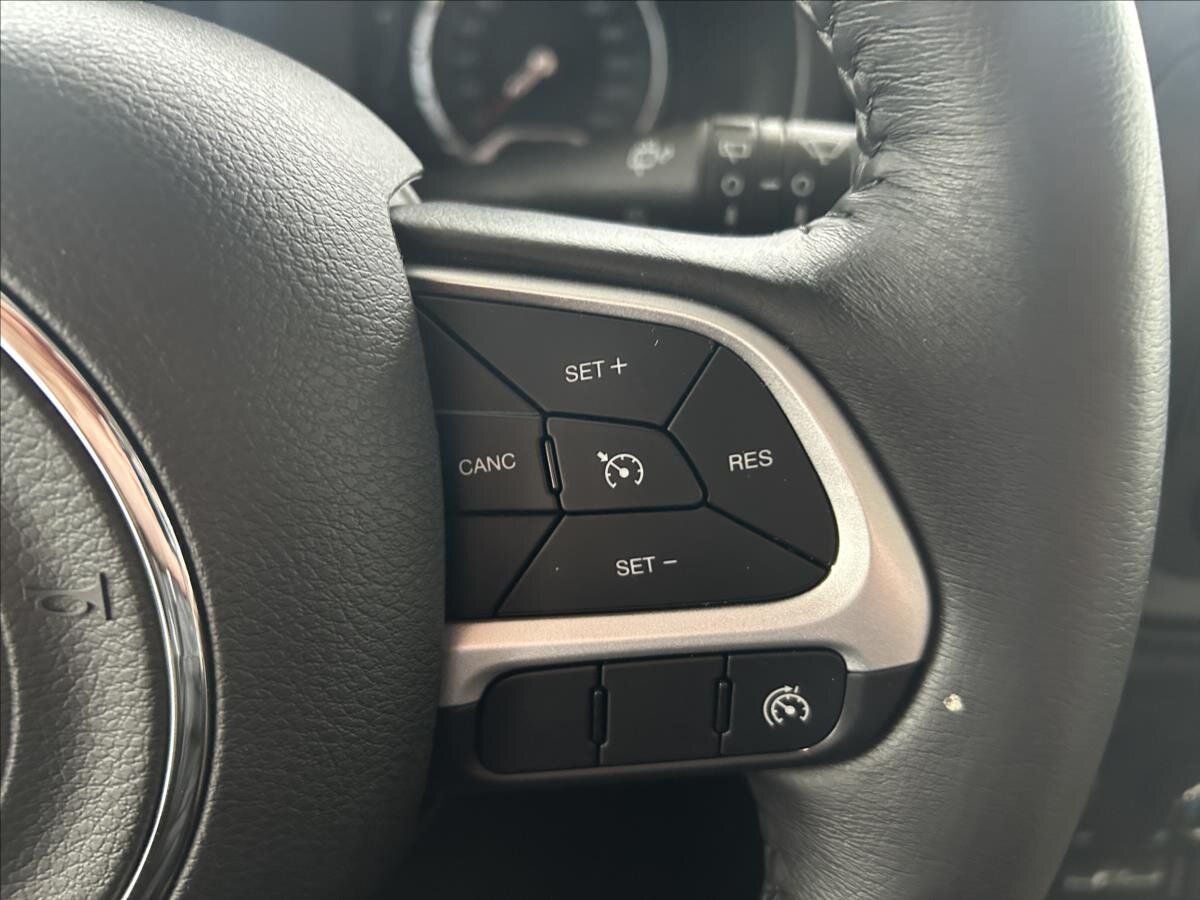 Jeep Renegade SUV / Terénní 2,0 l 103 kw