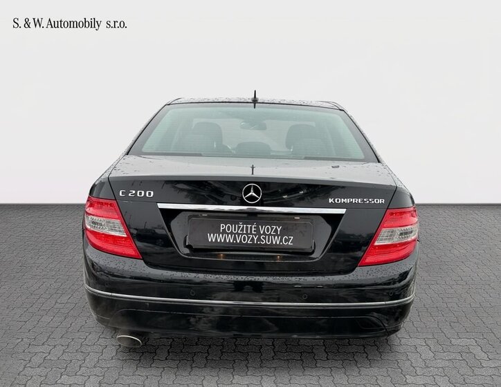 Mercedes-Benz Třídy C Sedan 1,8 l 135 kw