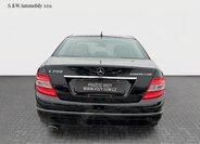 Mercedes-Benz Třídy C Sedan 1,8 l 135 kw