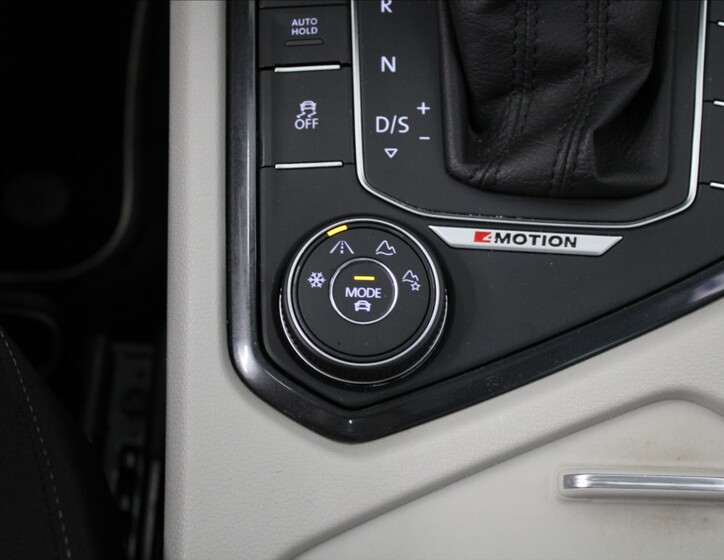 Volkswagen Tiguan 19