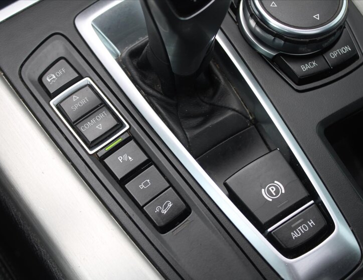 BMW X5 SUV / Terénní 3,0 l 280 kw