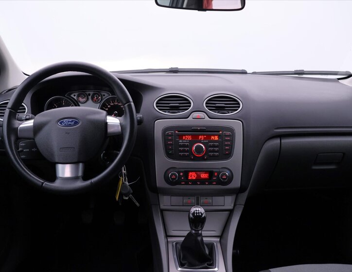 Ford Focus Hatchback 1,6 l 66 kw