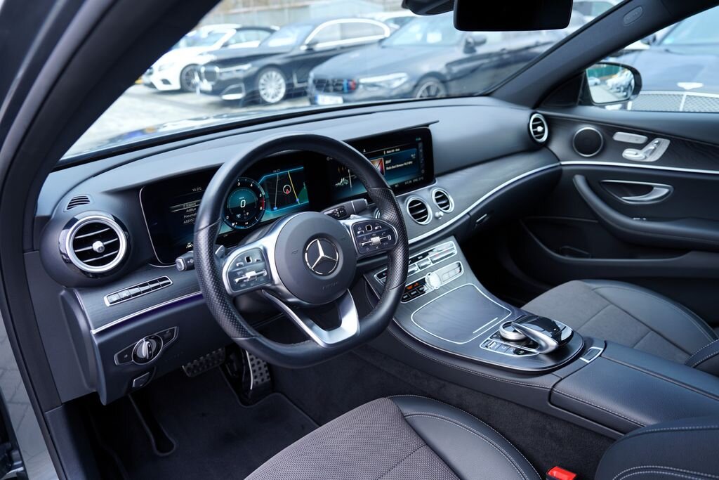 Mercedes-Benz Třídy E Sedan 2,0 l 143 kw