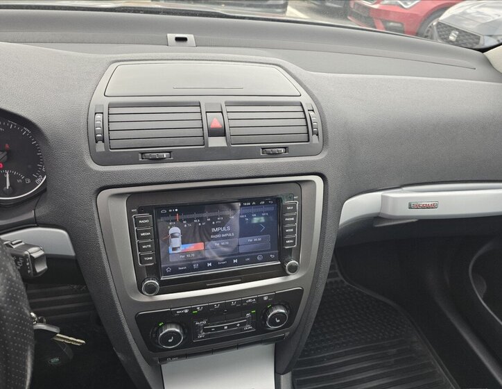 Škoda Octavia Kombi 2,0 l 103 kw