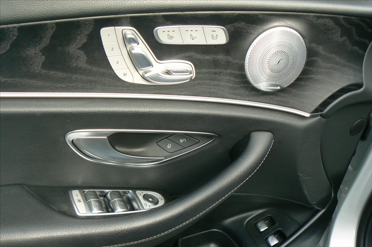 Mercedes-Benz Třídy E Kombi 2,0 l 143 kw