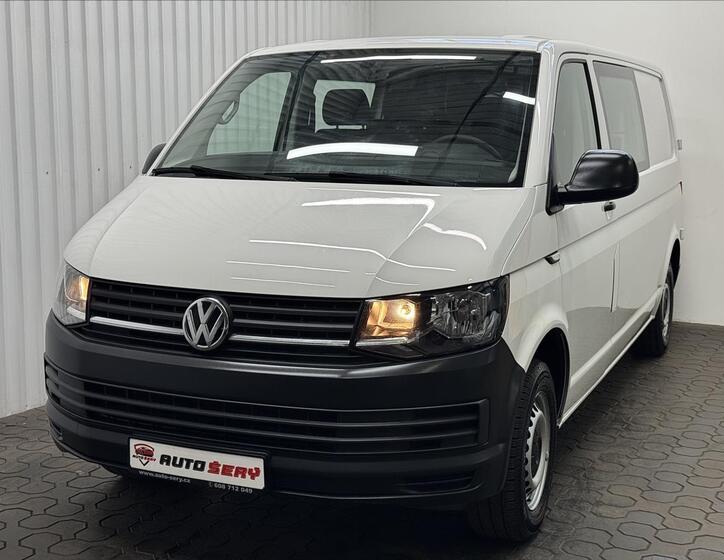 Volkswagen Transporter 1