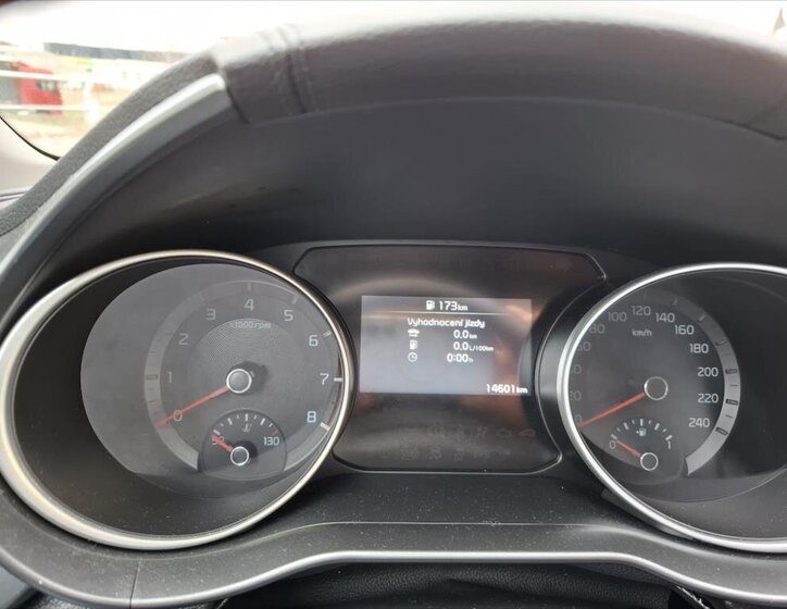 KIA Ceed Hatchback 998,0 88 kw