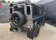 Land Rover Defender Skříň 2,2 l 90 kw