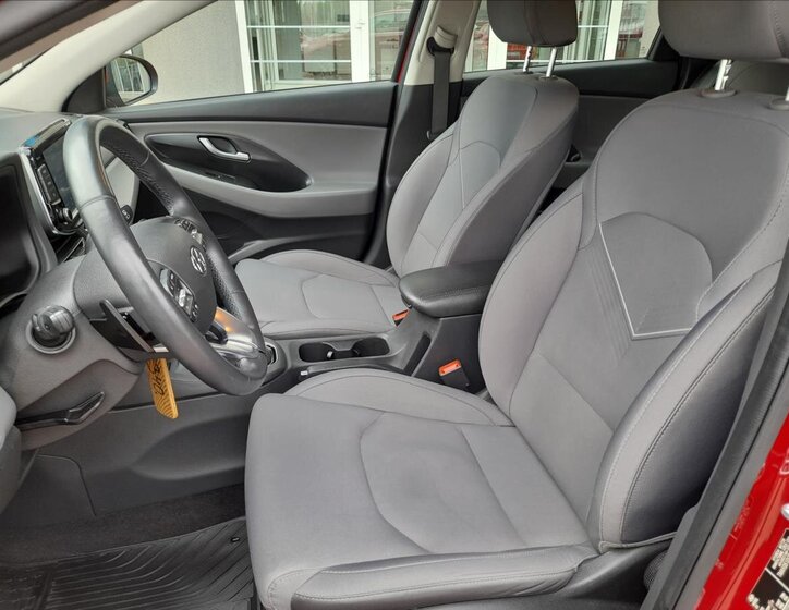 Hyundai i30 Hatchback 1,5 l 118 kw