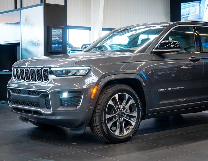 Jeep Grand Cherokee 12