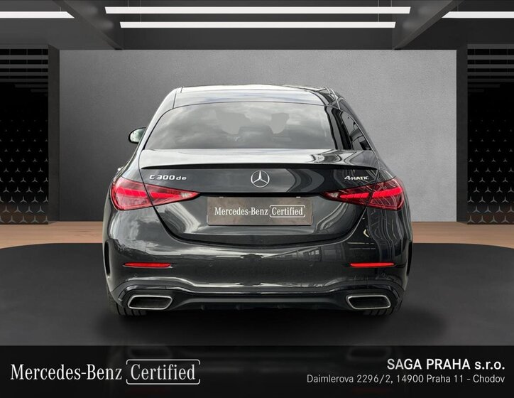 Mercedes-Benz Třídy C Sedan 2,0 l 145 kw