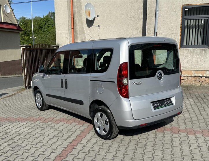 Opel Combo Kombi 1,6 l 66 kw