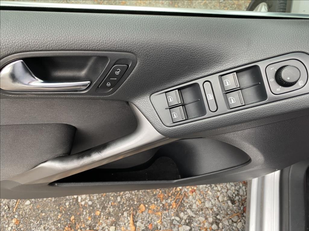 Volkswagen Tiguan SUV / Terénní 2,0 l 103 kw