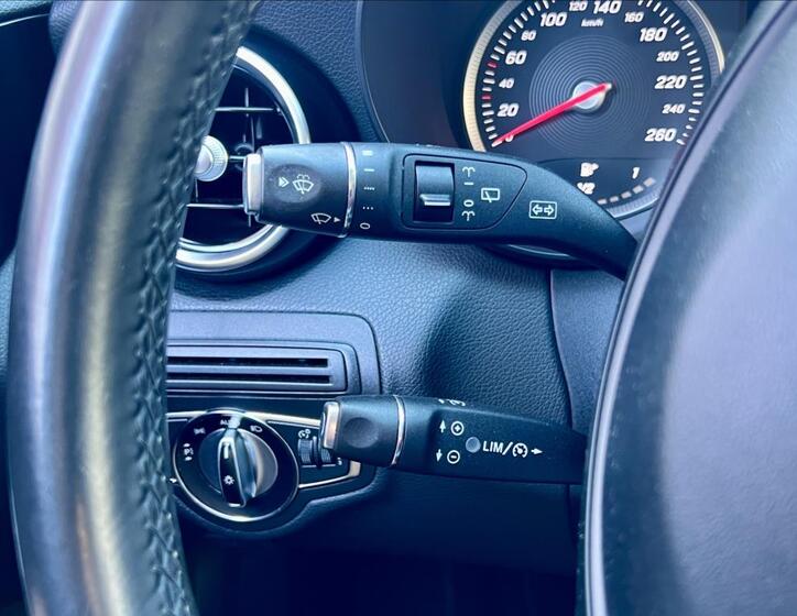 Mercedes-Benz Třídy C 25