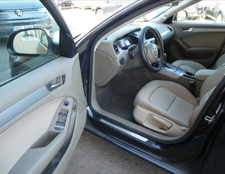 Audi A4 Sedan / Limuzína 2,0 l 105 kw