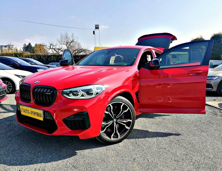 BMW X4 SUV / Terénní 3,0 l 375 kw
