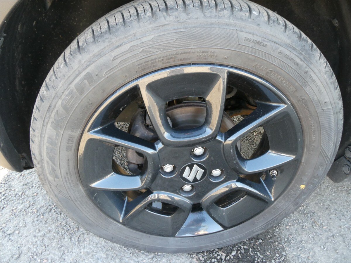 Suzuki Ignis Hatchback 1,2 l 66 kw