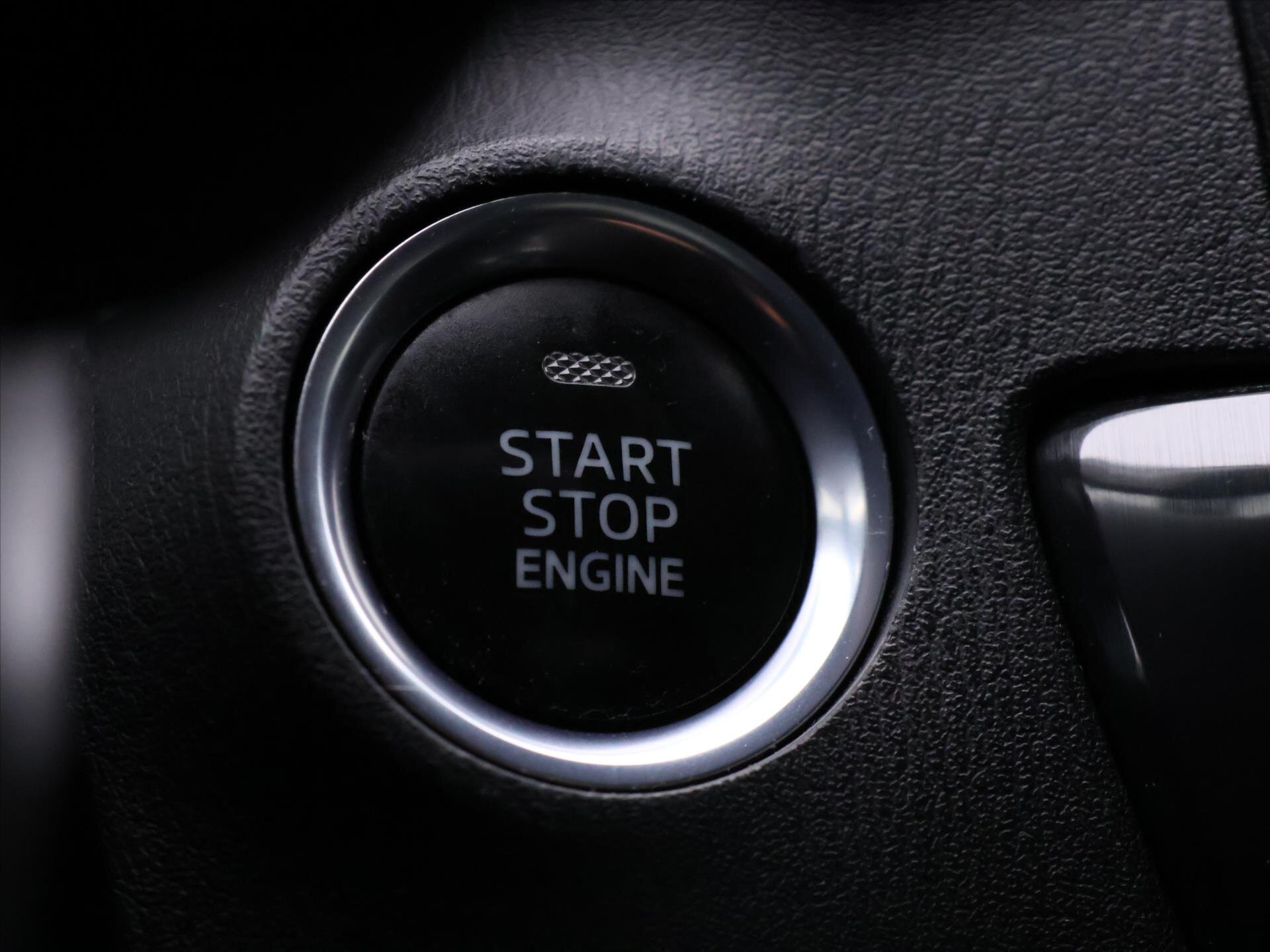 Mazda 6 Sedan 2,5 l 141 kw