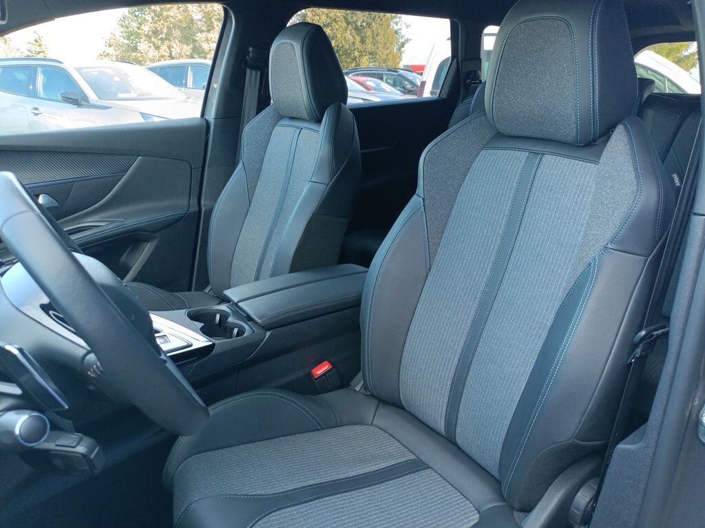 Peugeot 5008 SUV / Terénní 1,5 l 96 kw