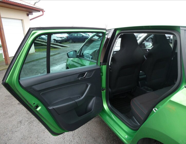 Škoda Rapid Hatchback 1,2 l 77 kw