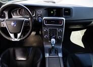 Volvo V60 11