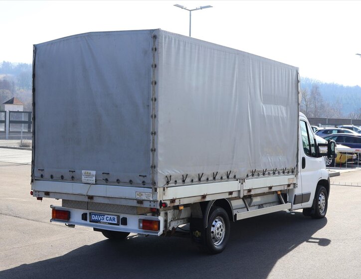 Peugeot Boxer Valník 2,2 l 88 kw