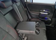 Mercedes-Benz GLB SUV / Terénní 1,3 l 120 kw