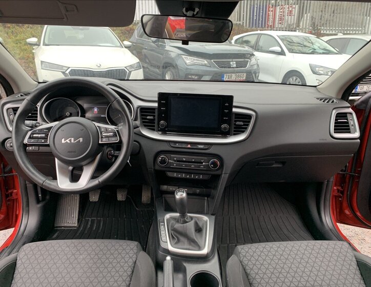 KIA Ceed 13