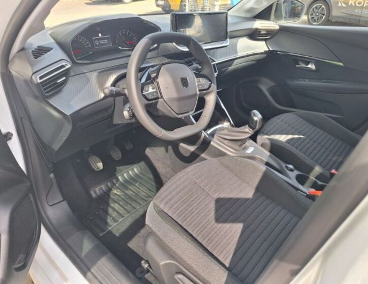 Peugeot 208 Hatchback 1,2 l 74 kw