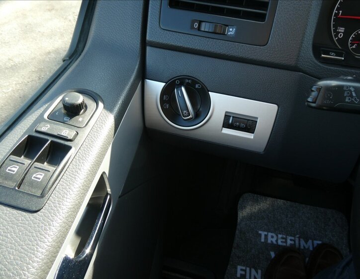 Volkswagen Multivan Ostatní 2,0 l 132 kw