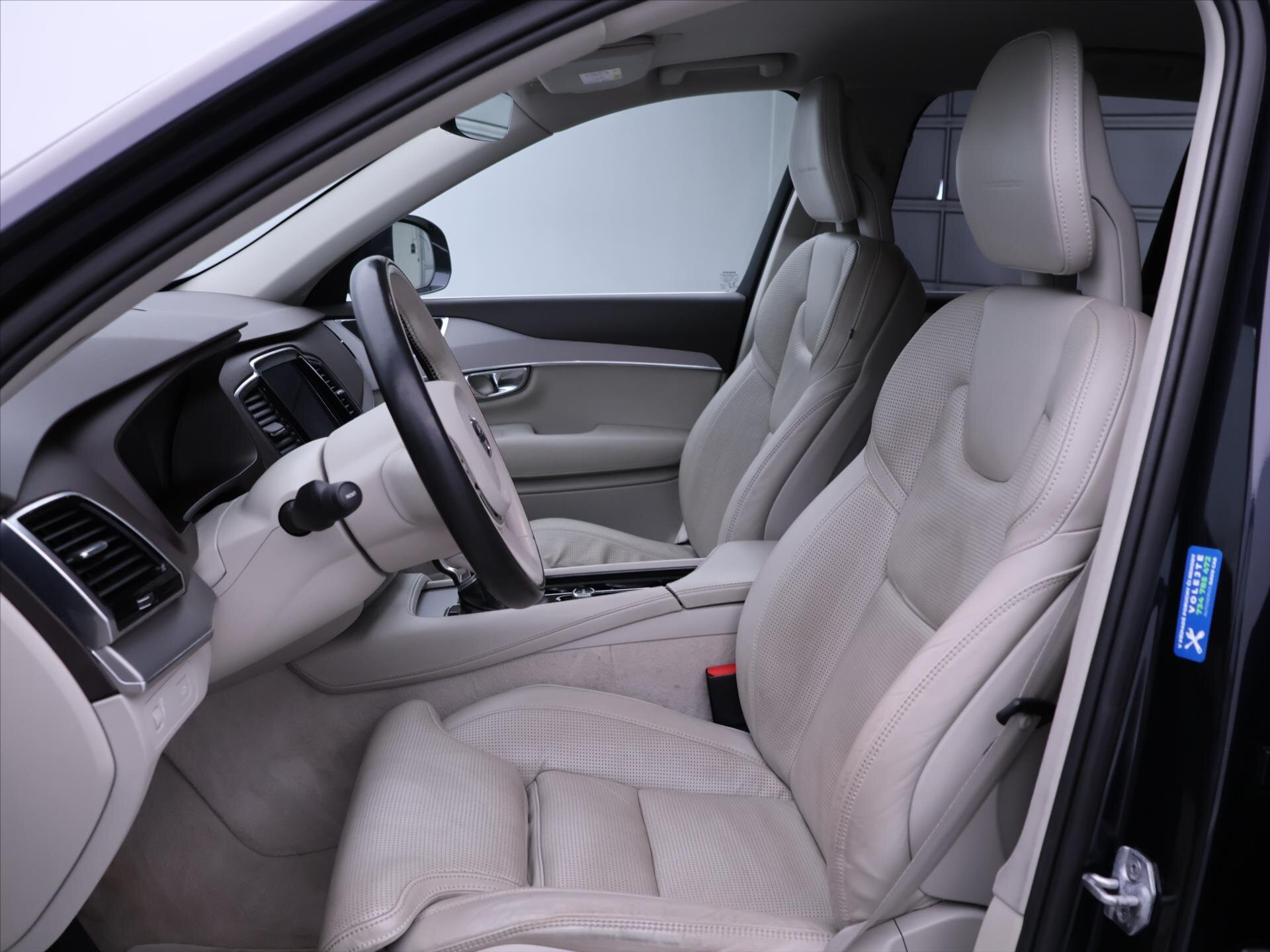 Volvo XC90 SUV / Terénní 2,0 l 165 kw