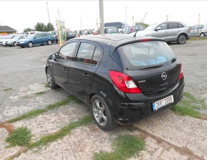Opel Corsa 8