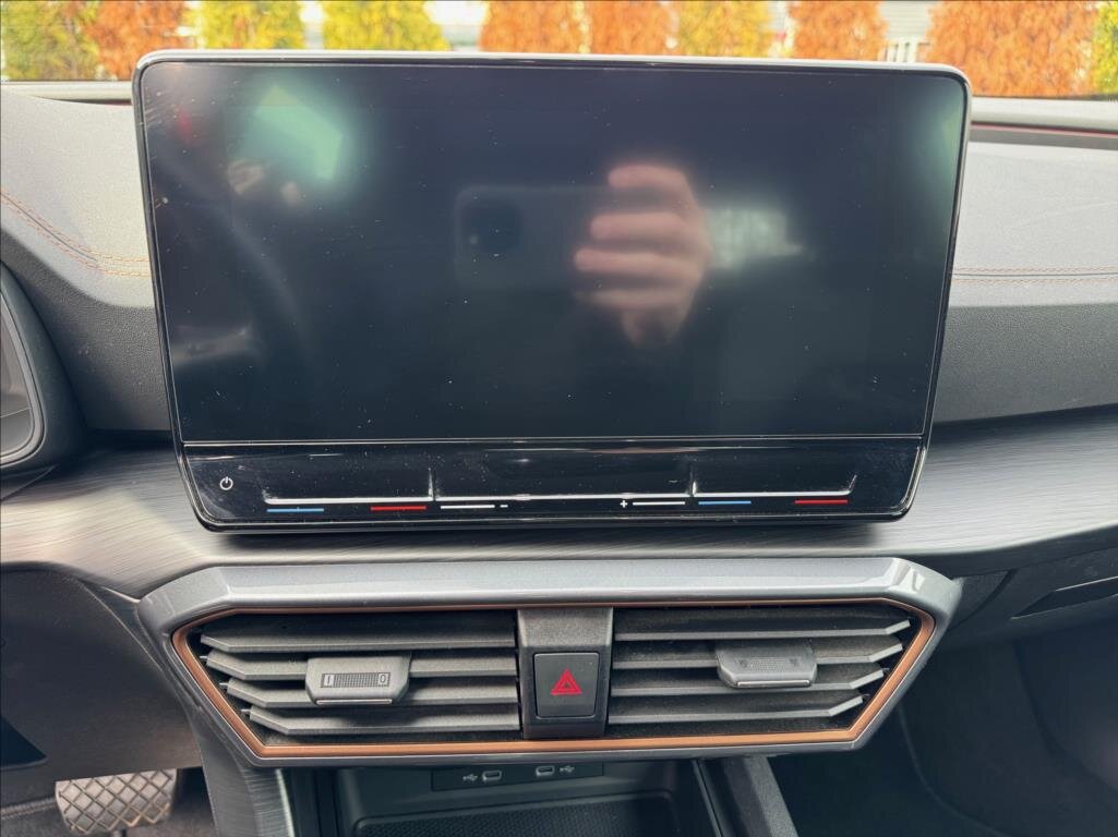 Cupra Formentor SUV / Terénní 2,0 l 110 kw