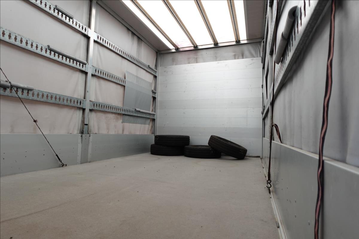 Peugeot Boxer Valník 2,2 l 121 kw