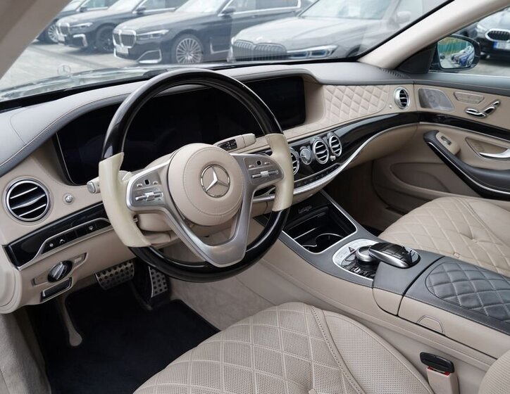 Mercedes-Benz Třídy S Sedan / Limuzína 4,0 l 345 kw