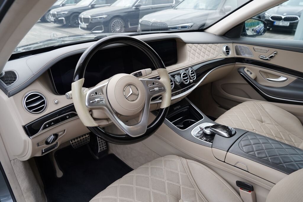 Mercedes-Benz Třídy S Sedan / Limuzína 4,0 l 345 kw