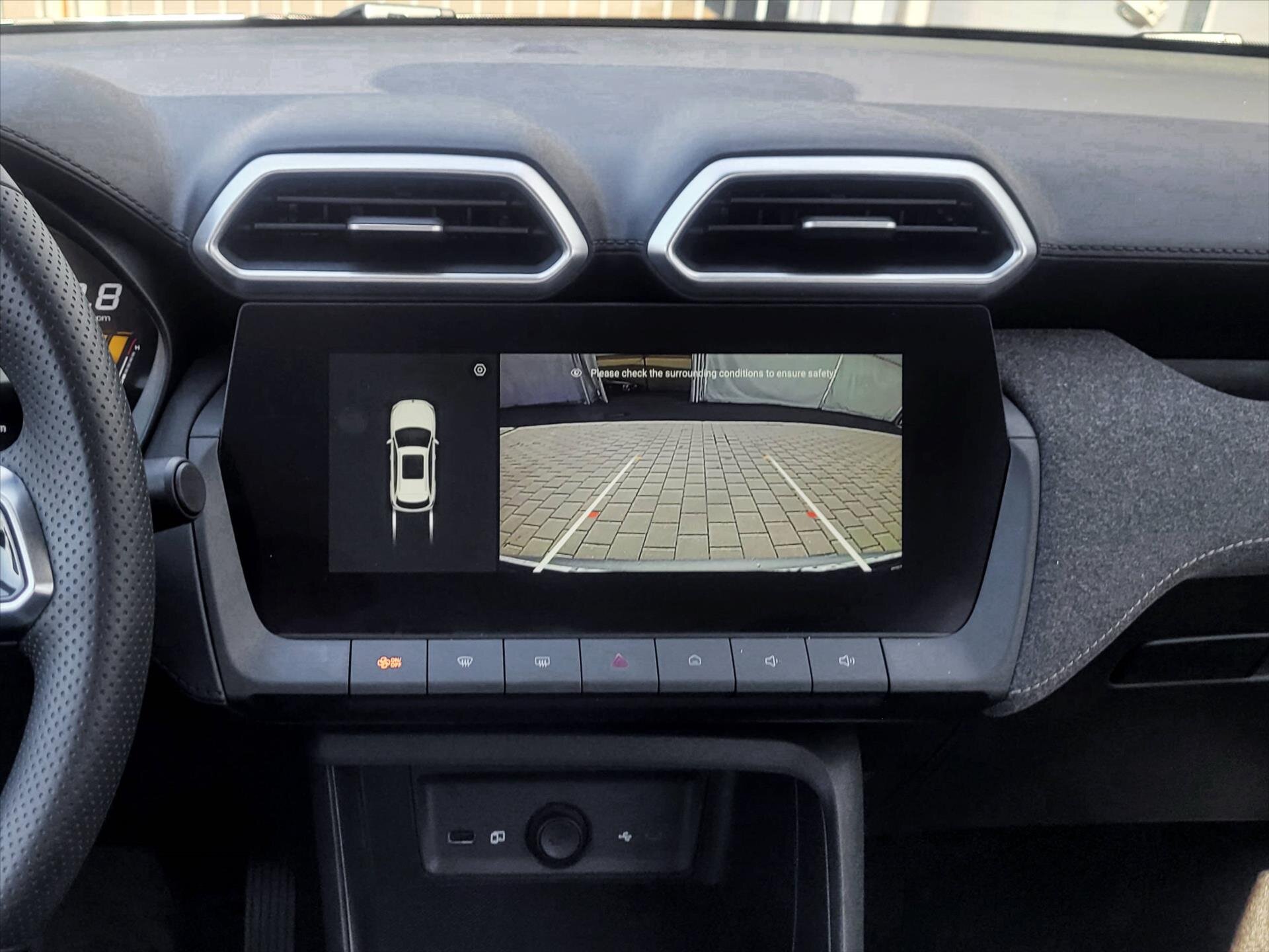 MG ZS SUV 1,5 l 85 kw