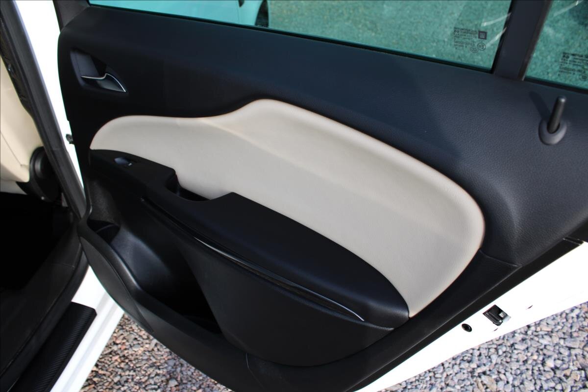 Opel Zafira MPV 1,6 l 88 kw