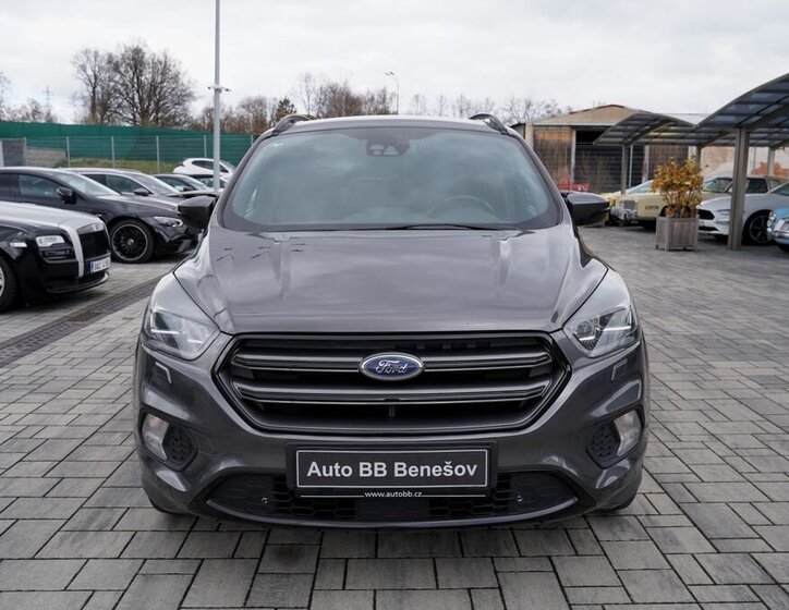 Ford Kuga SUV / Terénní 2,0 l 132 kw