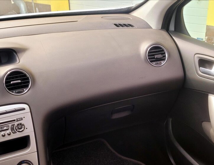 Peugeot 308 Kombi 1,6 l 80 kw