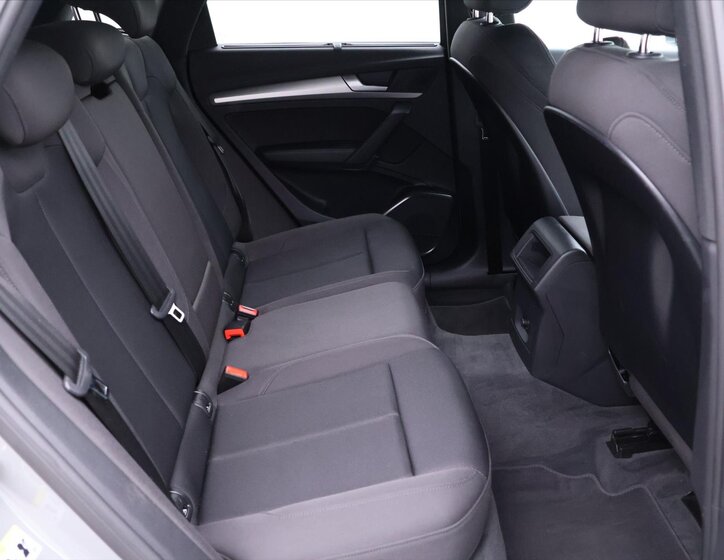 Audi Q5 SUV 2,0 l 150 kw