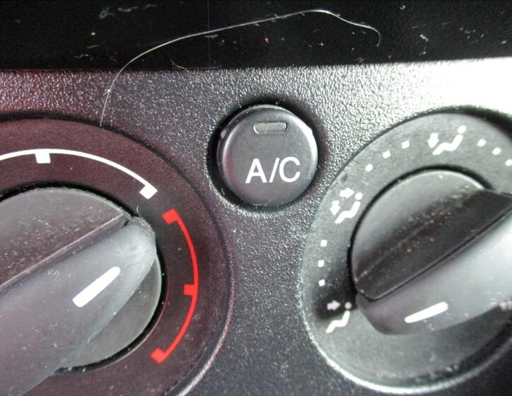 Ford Transit Connect Skříň 1,5 l 74 kw