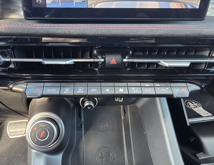 Alfa Romeo Tonale SUV / Terénní 1,5 l 117 kw