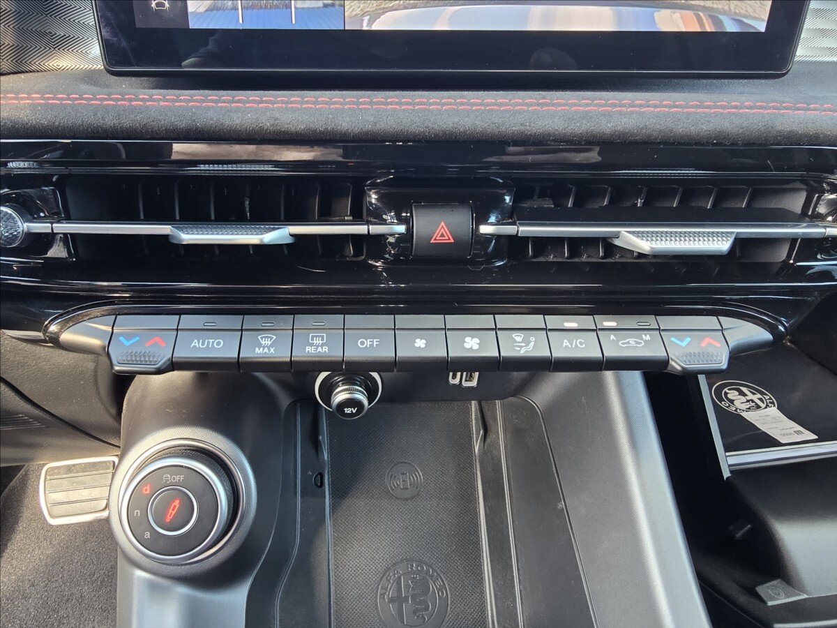 Alfa Romeo Tonale SUV / Terénní 1,5 l 117 kw