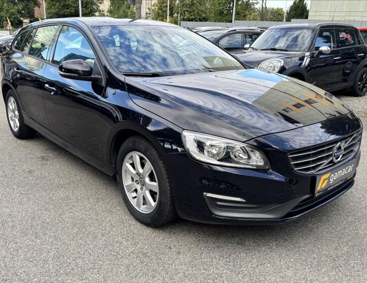 Volvo V60 13